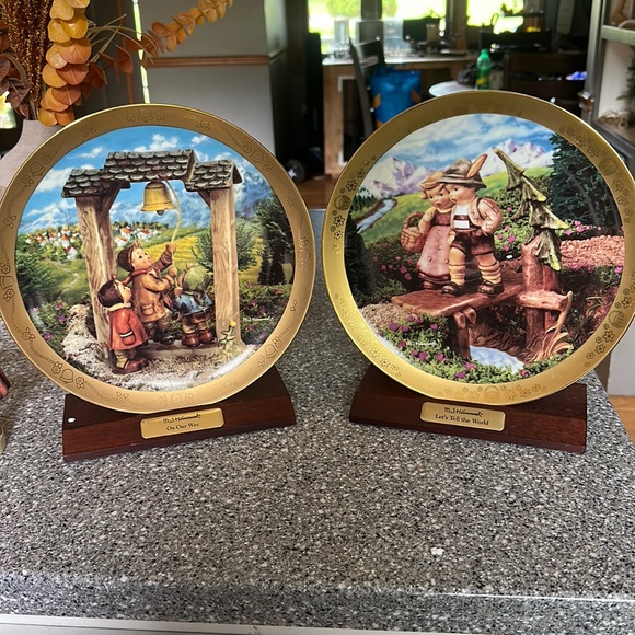 M. J. Hummel - Picture 1 of 5